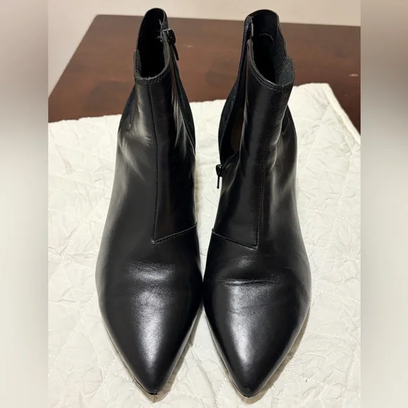 Clark’s Erin Kipley black bootie, gently used sz 11 - Picture 3 of 15